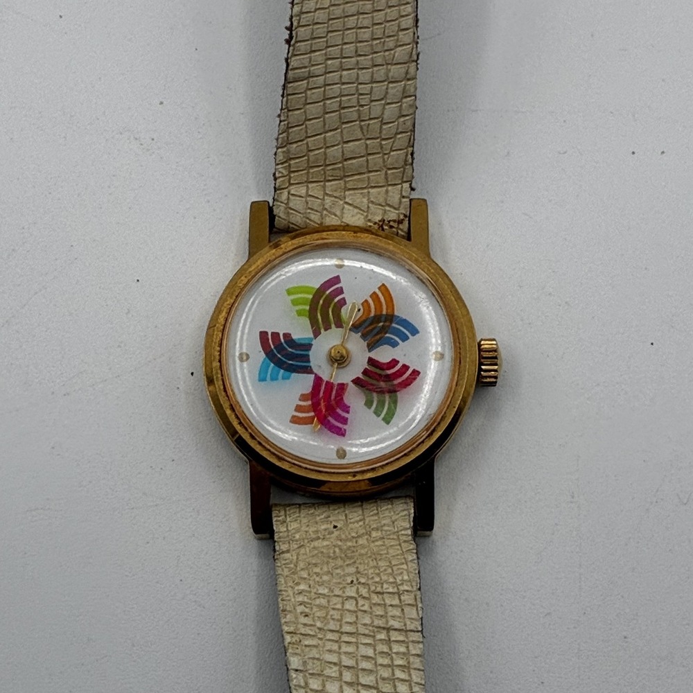 Vintage Le Jour Time Co. Colorful Flower Dial Gold Tone Ladies Wristwatch